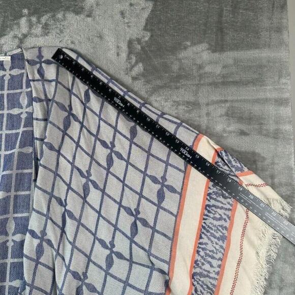 Francescas Women's Kimono Sheer Fringe Trim Boho Beach Cover Up - Picture 3 of 9